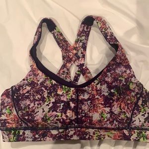 Lululemon Stash n Run bra. SeaWheeze 2019 edition. Size 8
